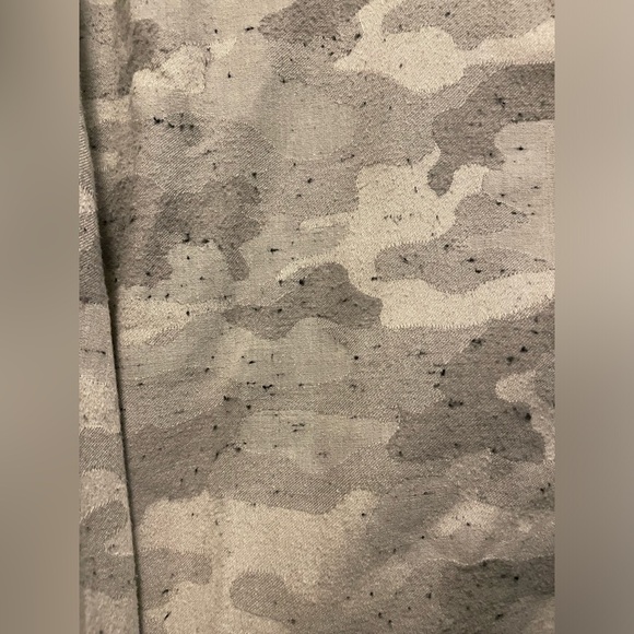 Marc Anthony Mens Long Sleeve Button Down XXL Slim Fit Camo - Picture 2 of 12